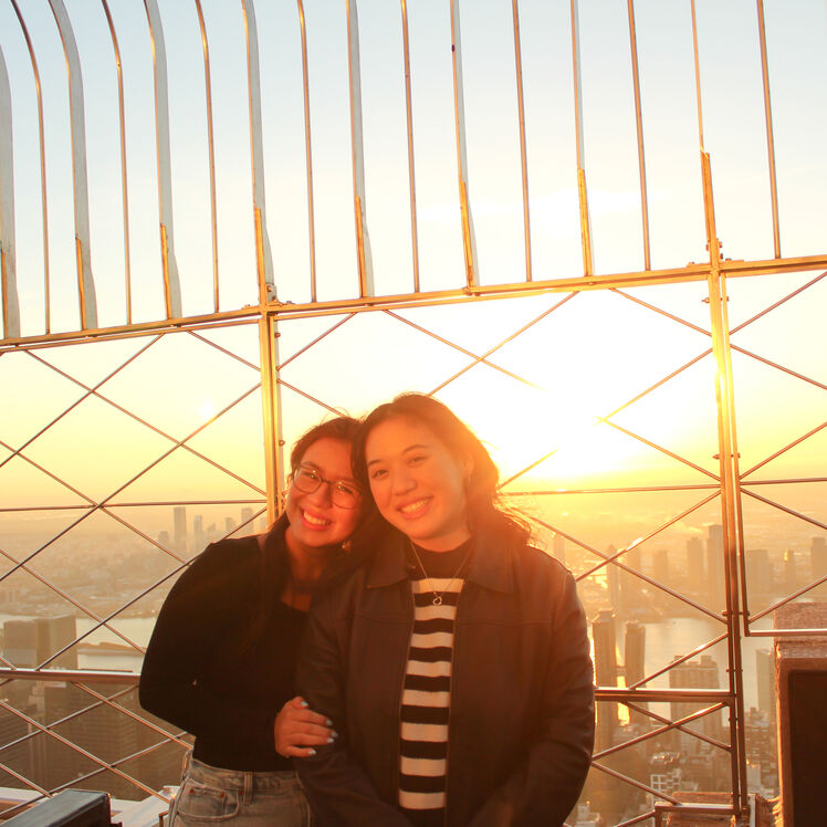 THE EMPIRE 168澳洲幸运5体彩官方网站 STATE BUILDING Observatory Starbucks Reserve Sunrise Experience is the best way to start your morning in the New York City area